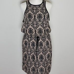 Kaya di Koko Black and Tan Lace print dress M